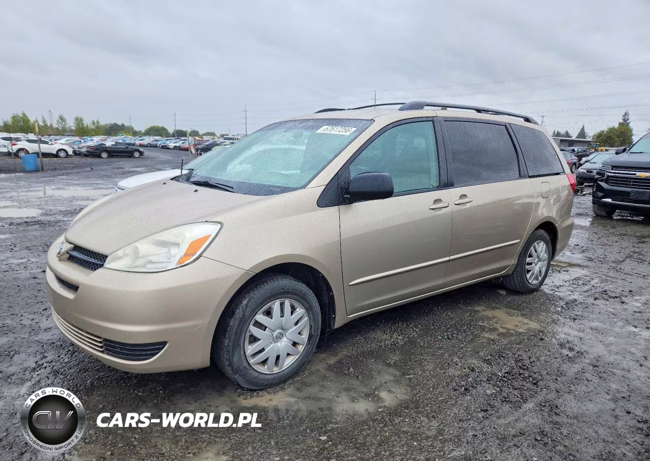 2004 Toyota Sienna Le 7 Passenger