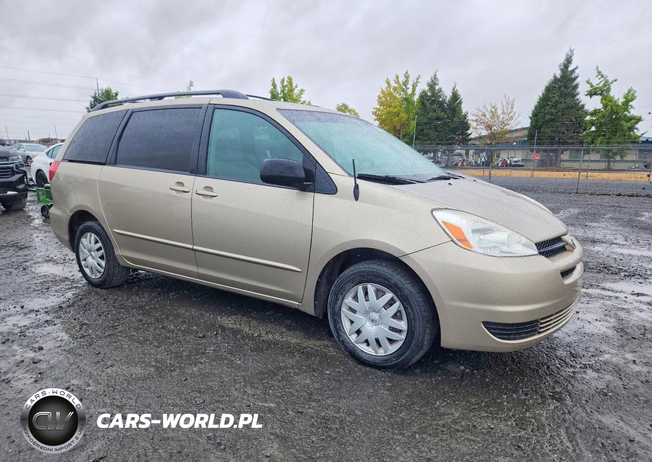 2004 Toyota Sienna Le 7 Passenger VIN:5TDZA23C74S116675 - 4