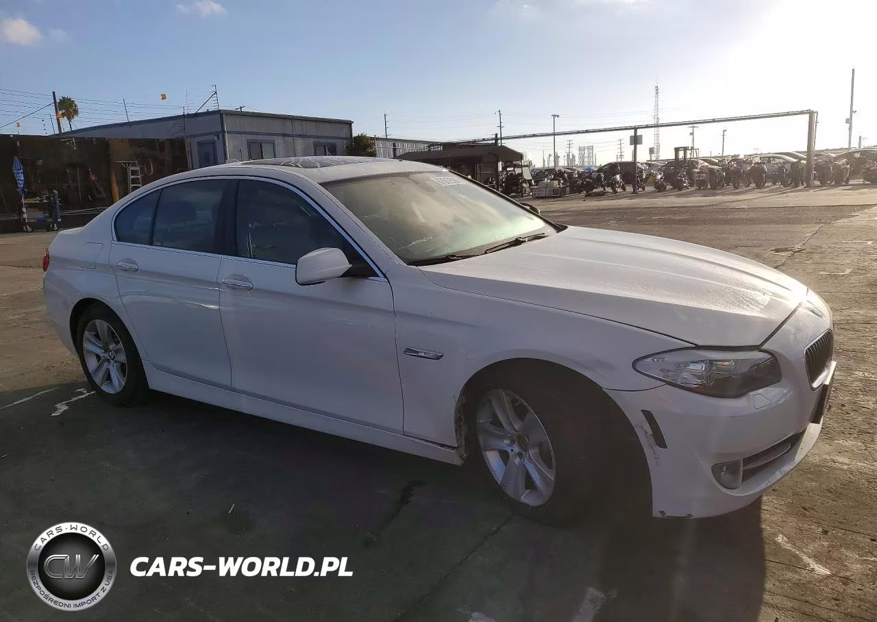 2013 BMW 528 I VIN:WBAXG5C50DD229207 - 4