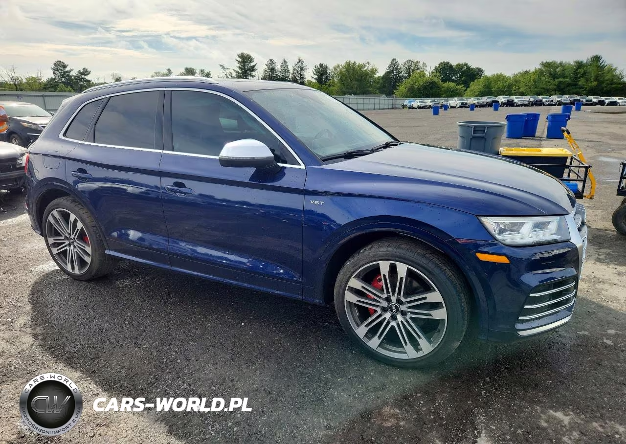 2018 Audi Sq5 Premium Plus VIN:WA1A4AFY8J2070194 - 4