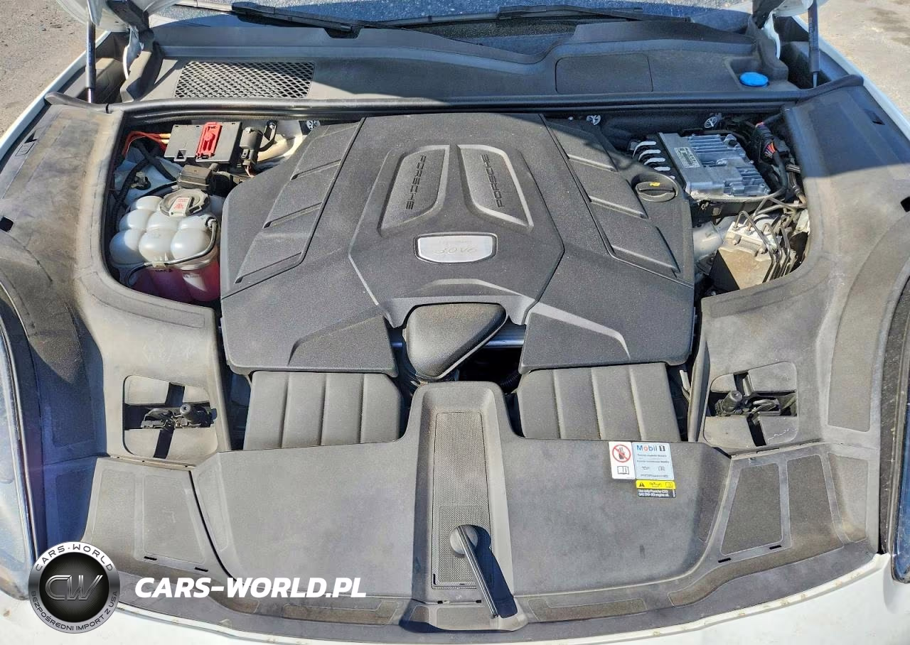 2023 Porsche Cayenne Base VIN:WP1AA2AY7PDA04078 - 12
