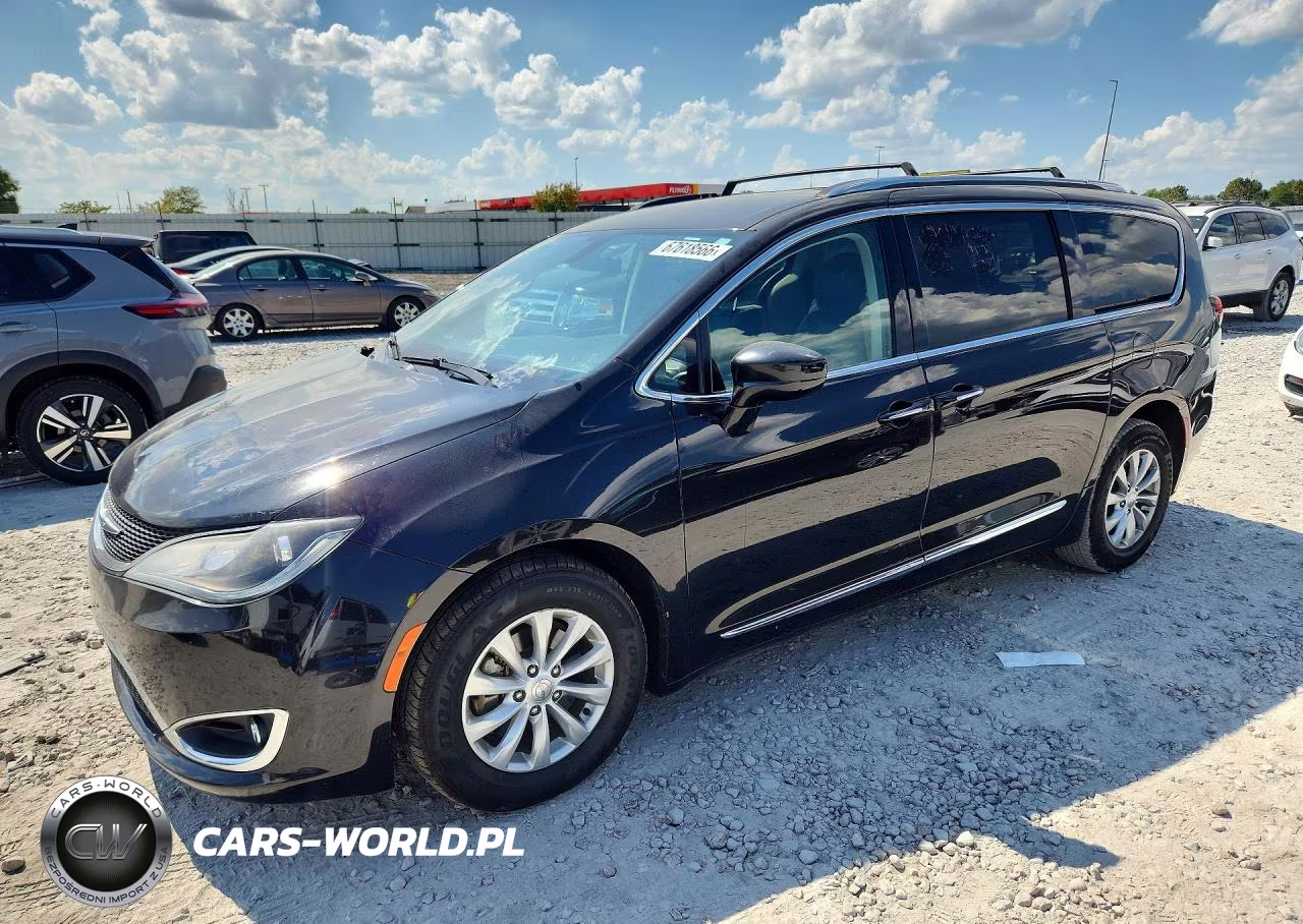 2019 Chrysler Pacifica Touring L