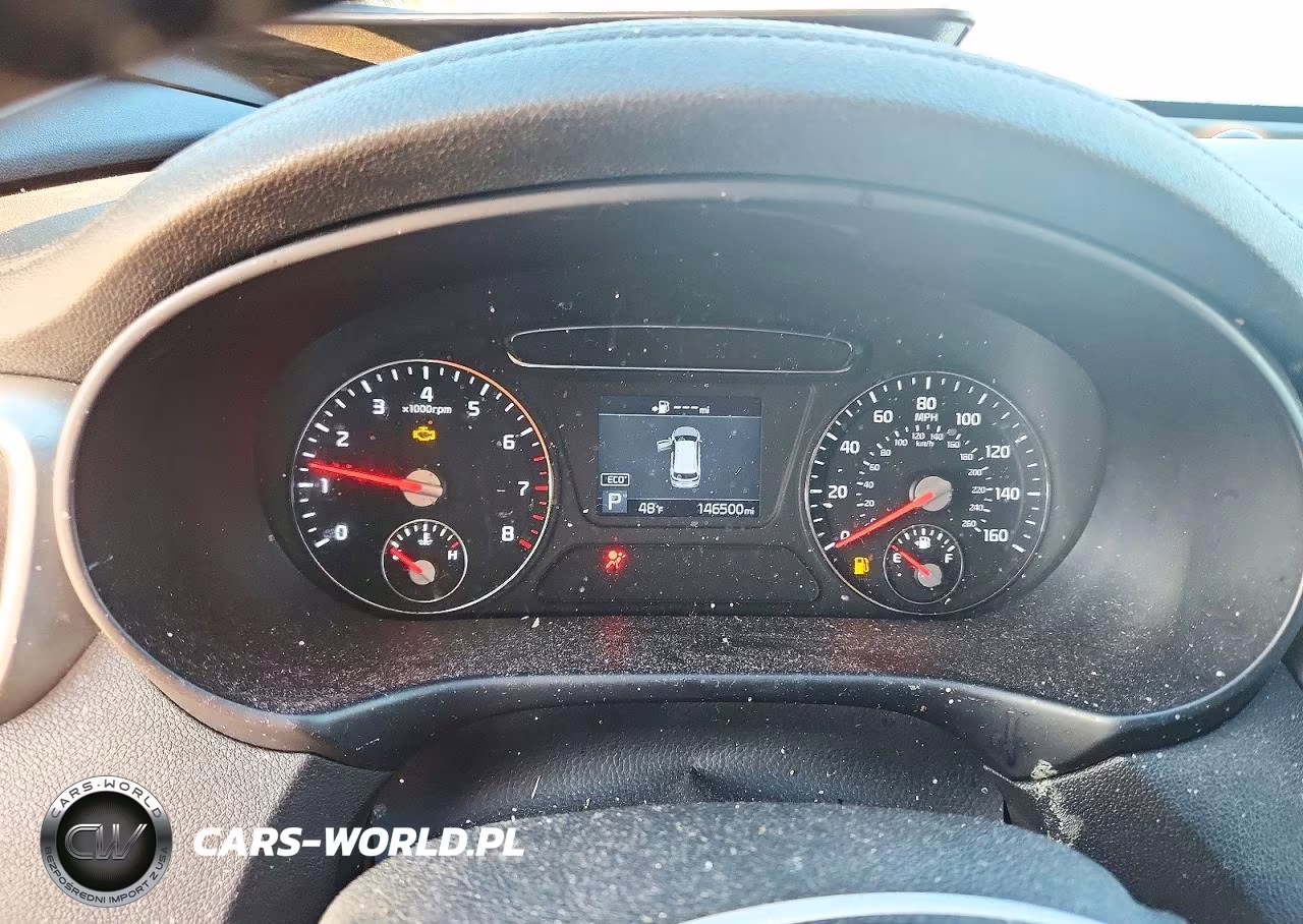 2020 Kia Sorento S VIN:5XYPG4A56LG693862 - 9
