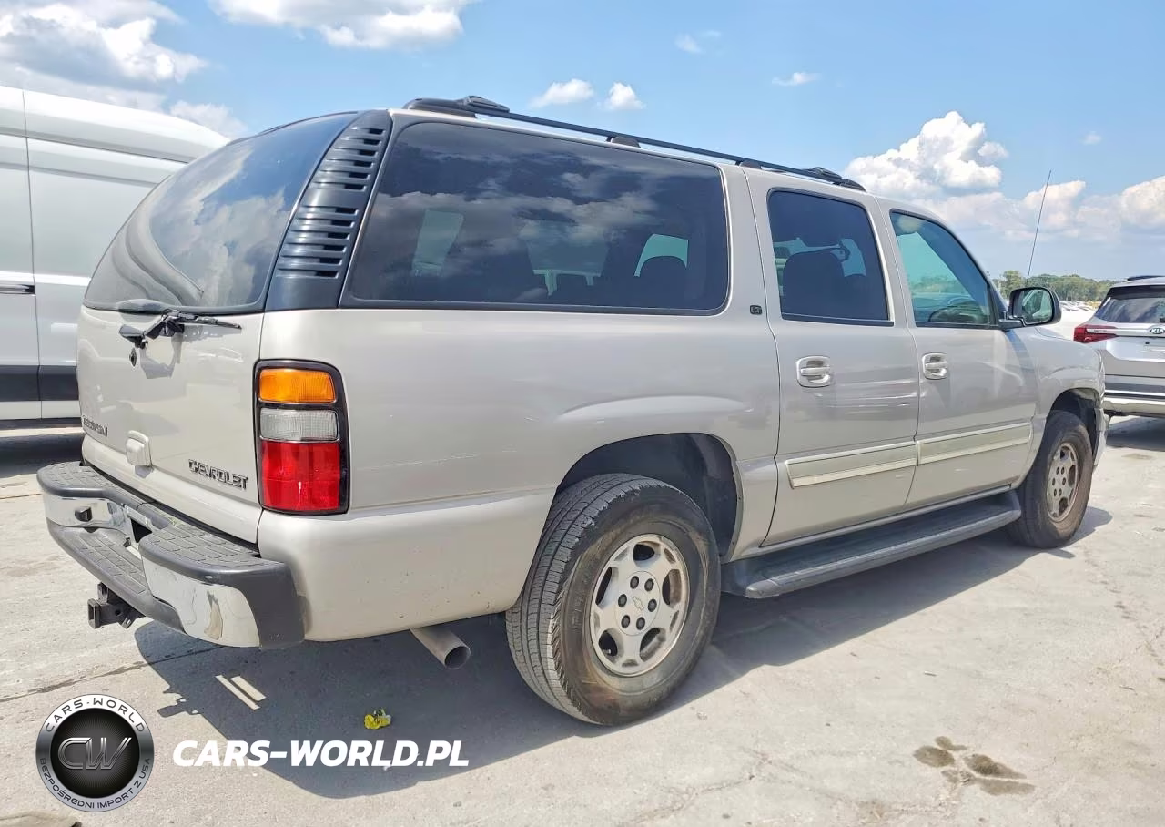 2004 Chevrolet Suburban VIN:1GNEC16Z74J253770 - 3