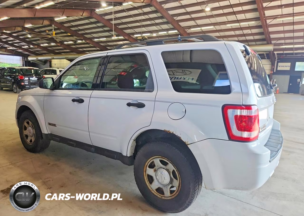 2008 Ford Escape Xls VIN:1FMCU92Z18KB15946 - 2