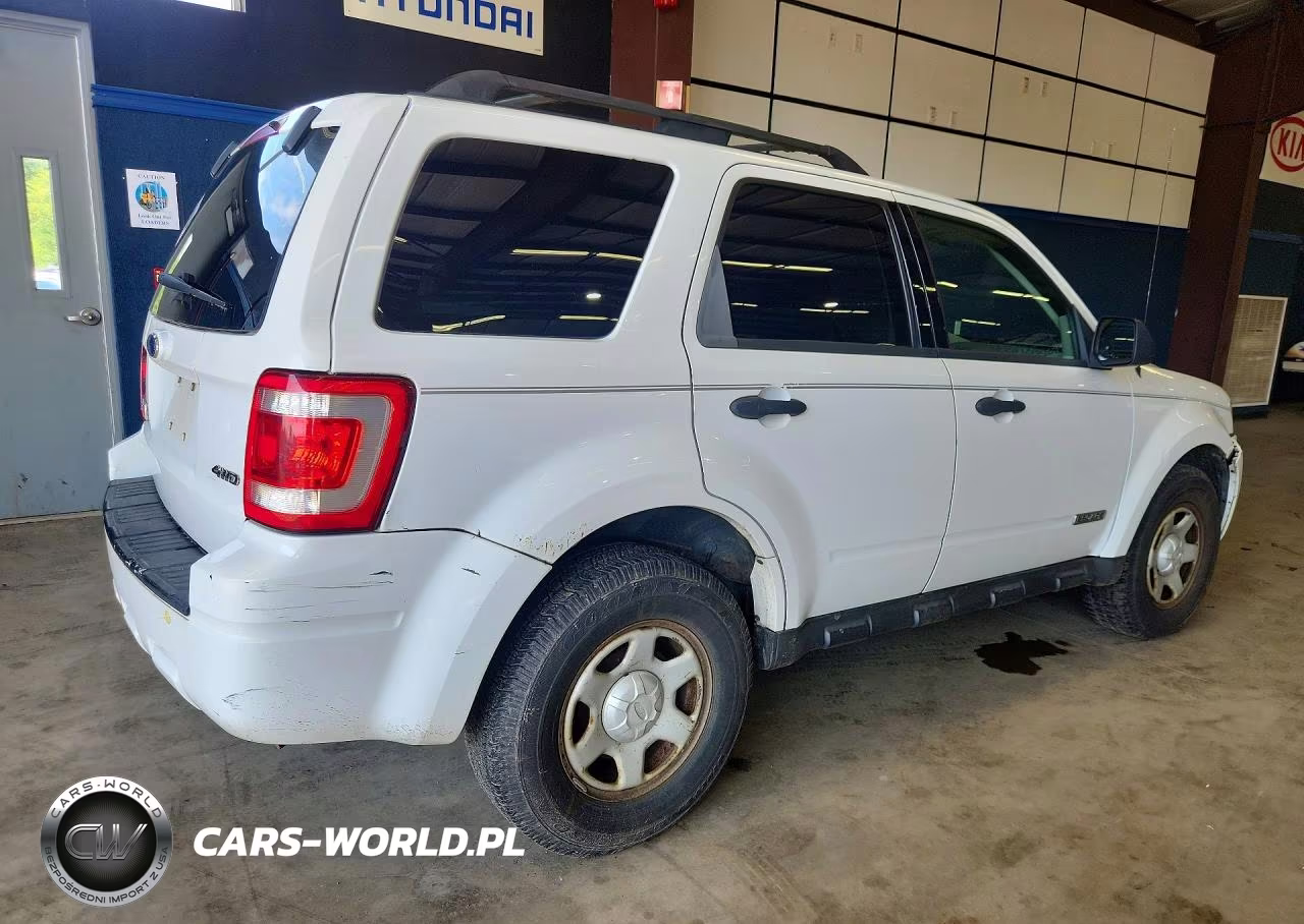 2008 Ford Escape Xls VIN:1FMCU92Z18KB15946 - 3