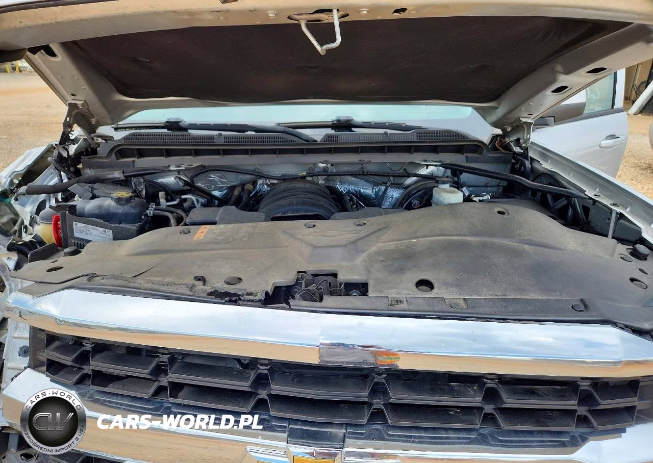 2018 Chevrolet Silverado C1500 Lt VIN:3GCPCREC2JG126998 - 11