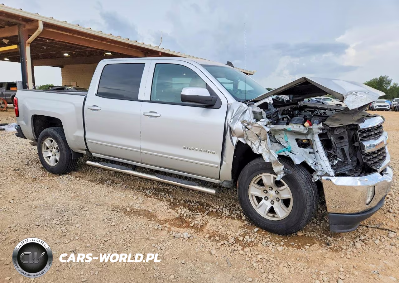 2018 Chevrolet Silverado C1500 Lt VIN:3GCPCREC2JG126998 - 4