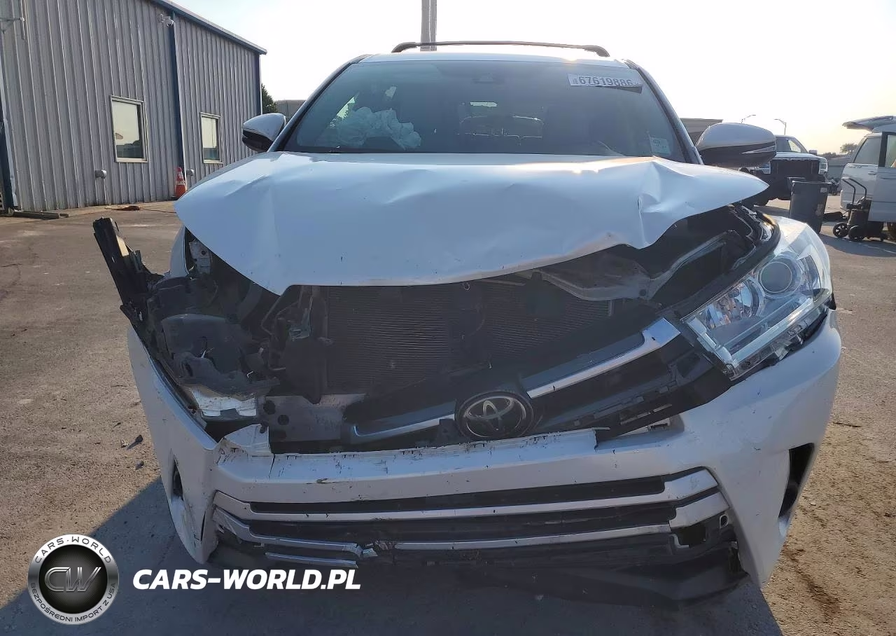 2019 Toyota Highlander Le VIN:5TDZZRFH3KS350138 - 5