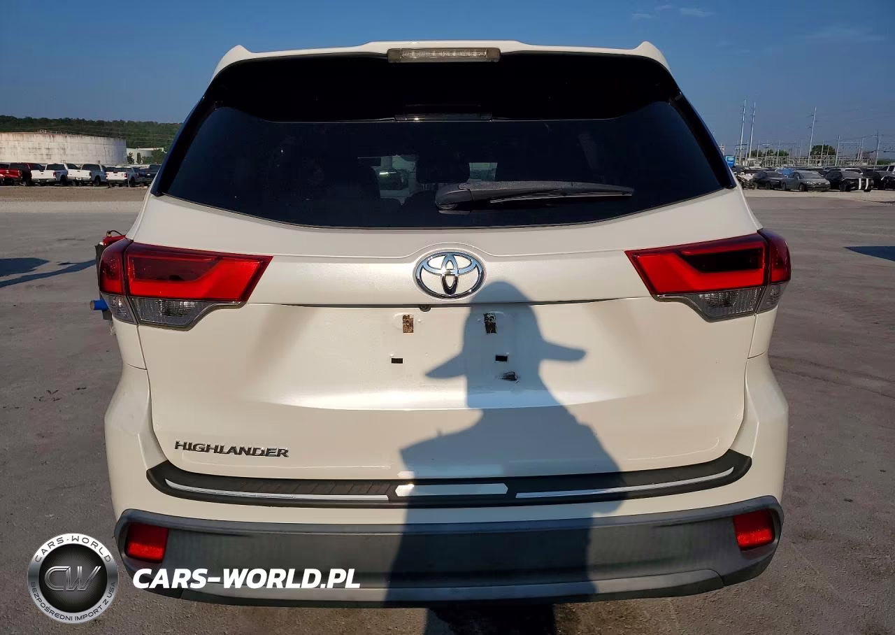 2019 Toyota Highlander Le VIN:5TDZZRFH3KS350138 - 6