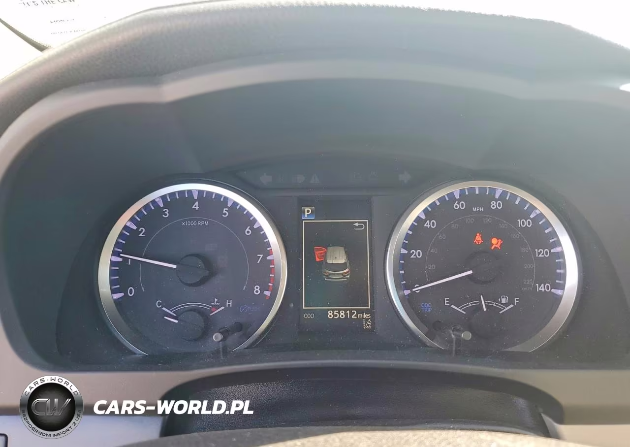 2019 Toyota Highlander Le VIN:5TDZZRFH3KS350138 - 9