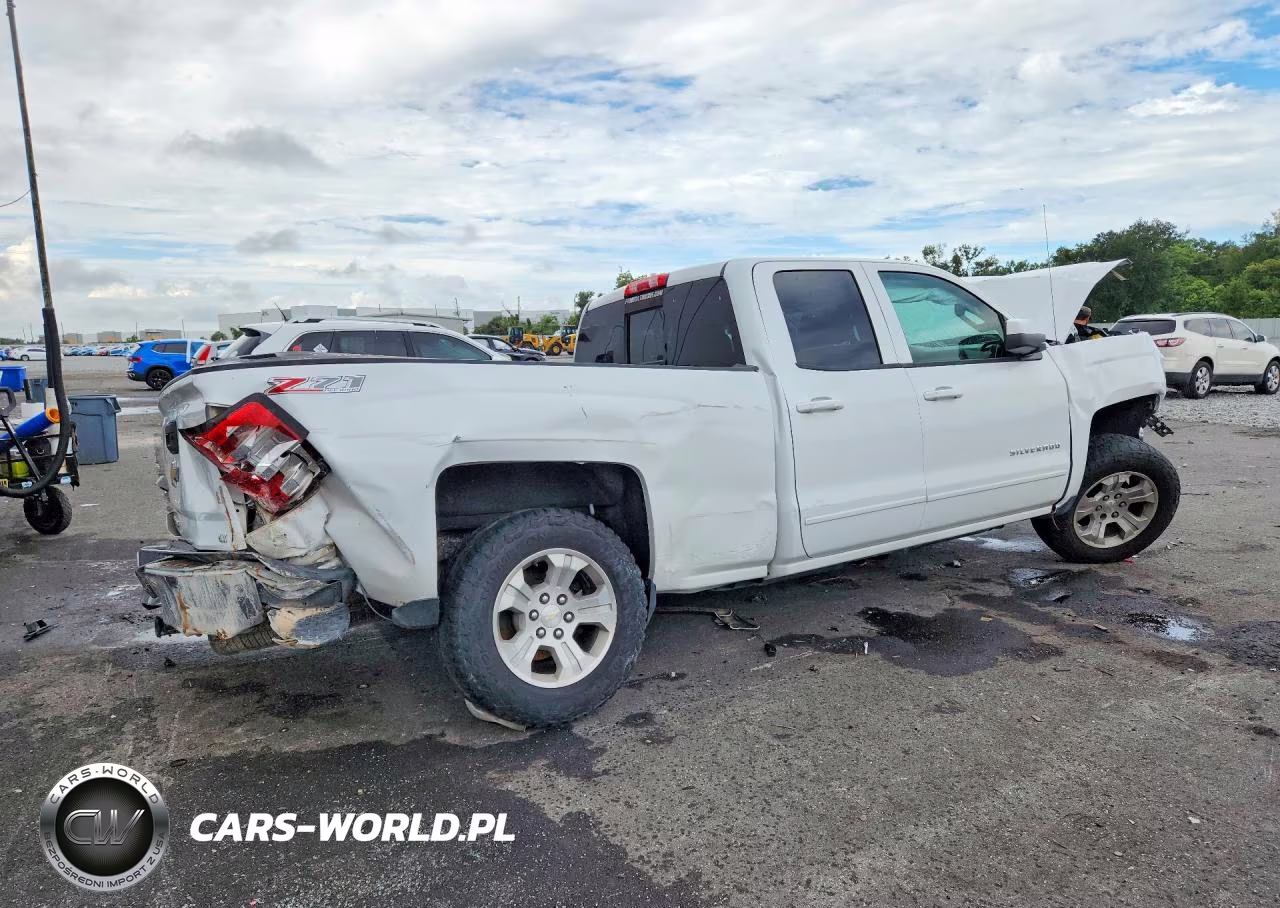 2015 Chevrolet Silverado K1500 Lt VIN:1GCVKREC4FZ323754 - 3