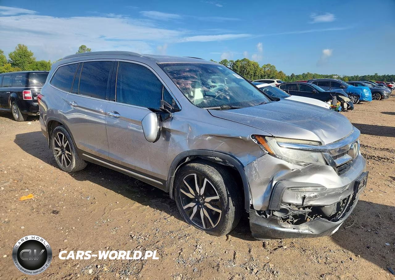 2019 Honda Pilot Touring VIN:5FNYF5H92KB029246 - 4