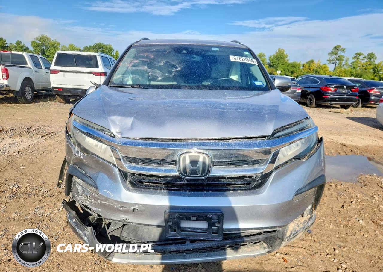 2019 Honda Pilot Touring VIN:5FNYF5H92KB029246 - 5