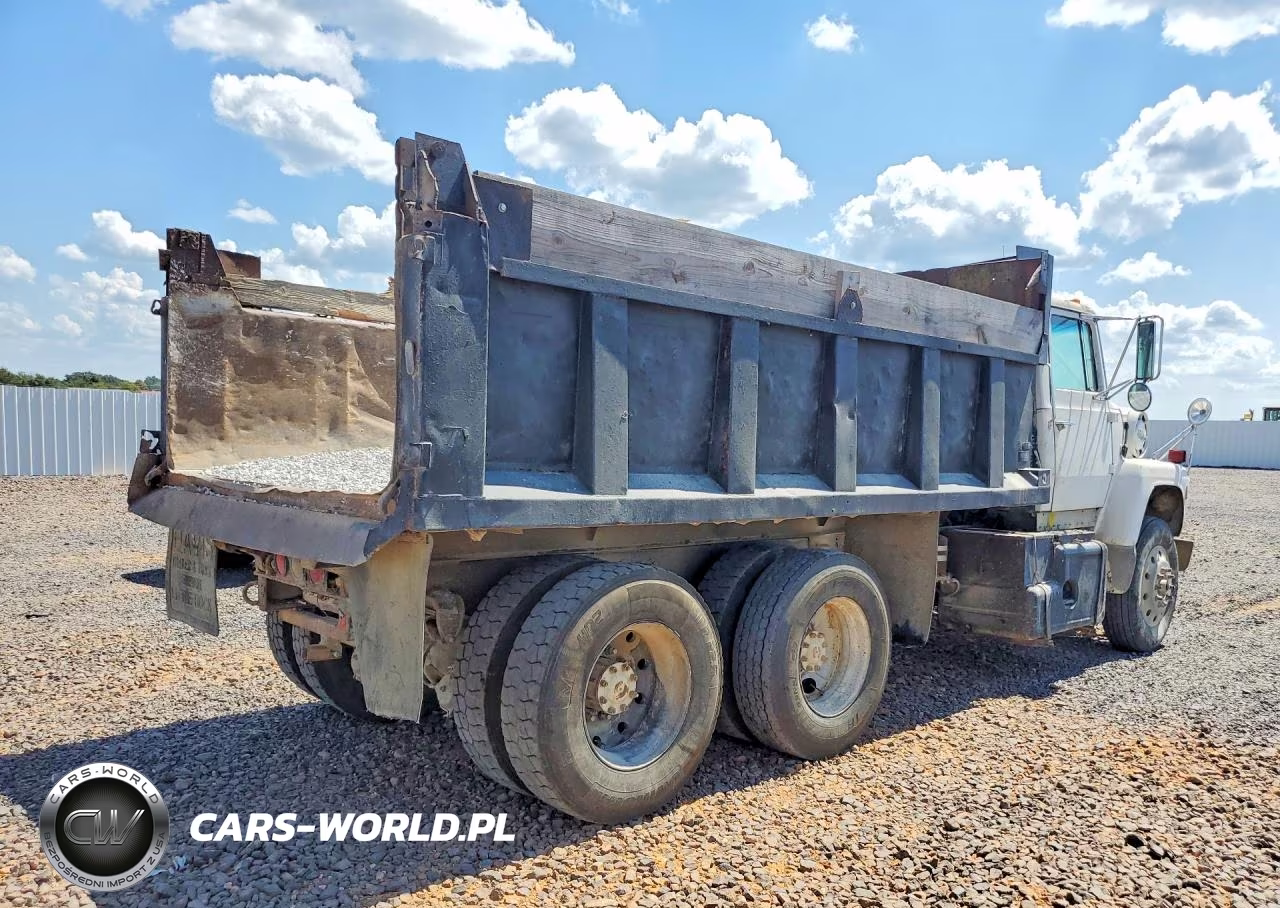 1982 Ford N-Series Lnt9000 Dump Truck VIN:1FDYW90W8CVA23541 - 3