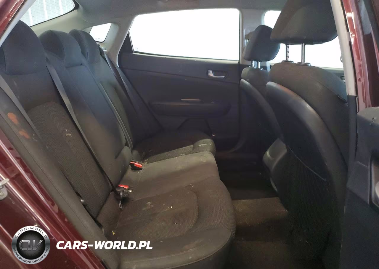 2019 Kia Optima Lx VIN:5XXGT4L39KG363742 - 10