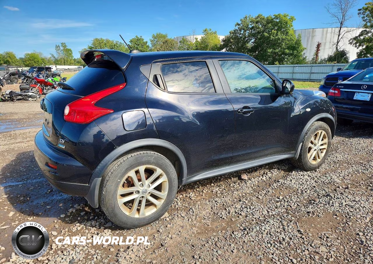 2012 Nissan Juke S VIN:JN8AF5MR5CT107352 - 3