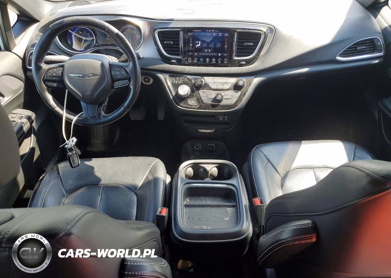 2019 Chrysler Pacifica Touring L VIN:2C4RC1BG6KR560631 - 8