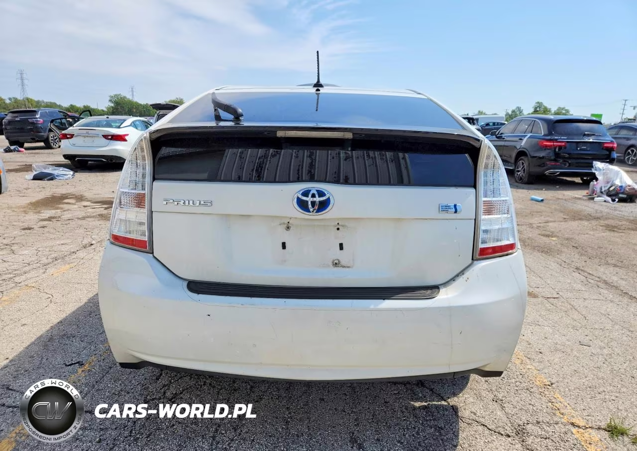 2011 Toyota Prius Four VIN:JTDKN3DU0B1443982 - 6