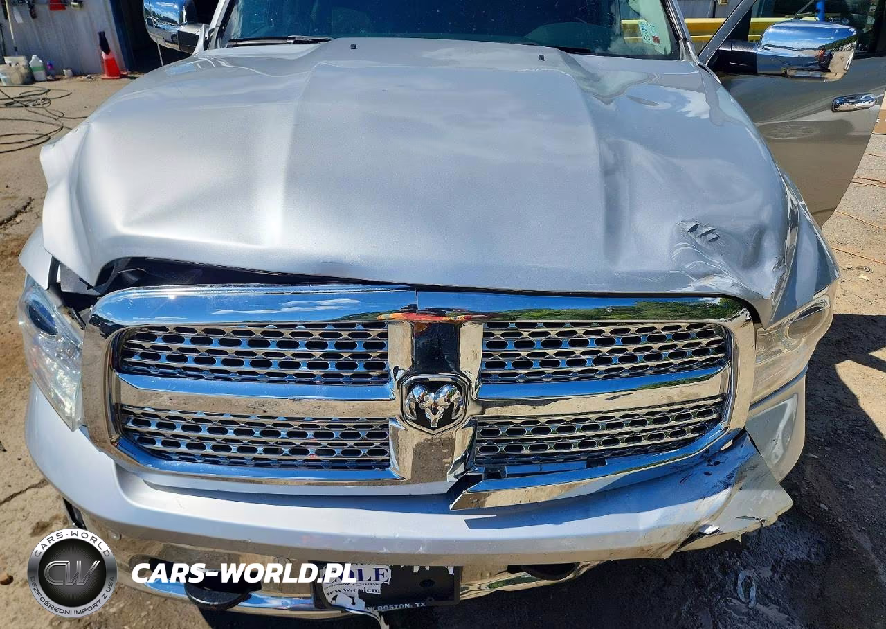 2016 Ram 1500 Laramie VIN:1C6RR7NT7GS176252 - 11