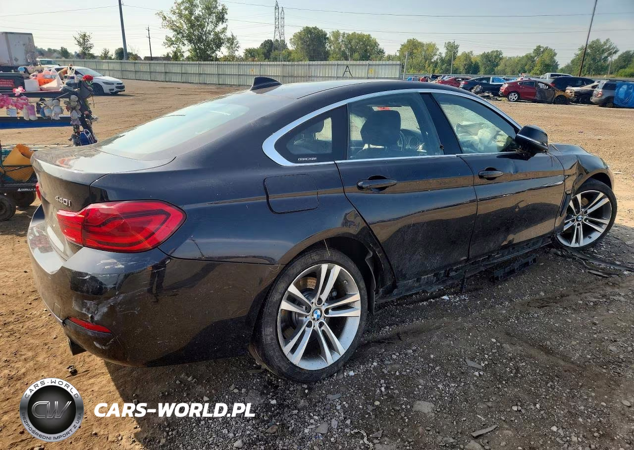 2018 BMW 440Xi Gran Coupe VIN:WBA4J7C51JBH15261 - 3