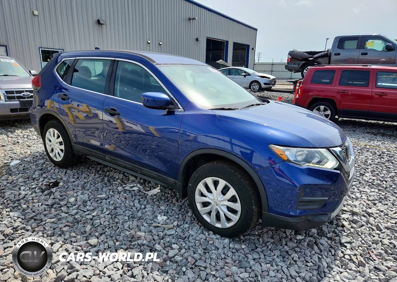 2018 Nissan Rogue S VIN:5N1AT2MV7JC718797 - 4