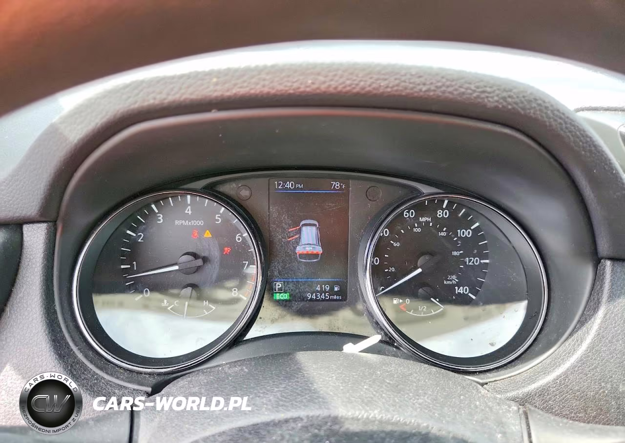 2018 Nissan Rogue S VIN:5N1AT2MV7JC718797 - 9