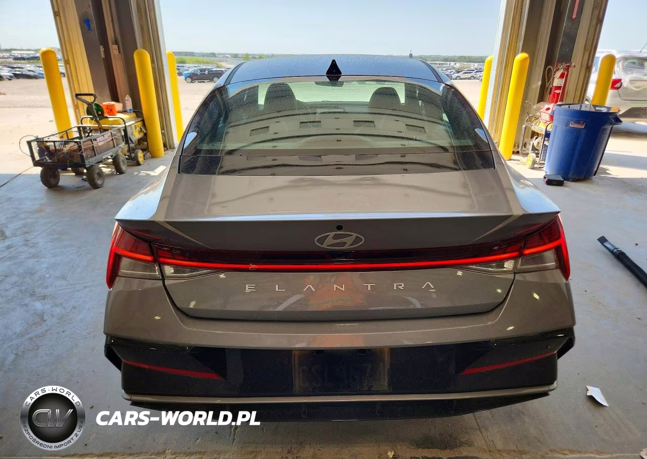 2025 Hyundai Elantra Sel VIN:KMHLS4DG2SU931077 - 6