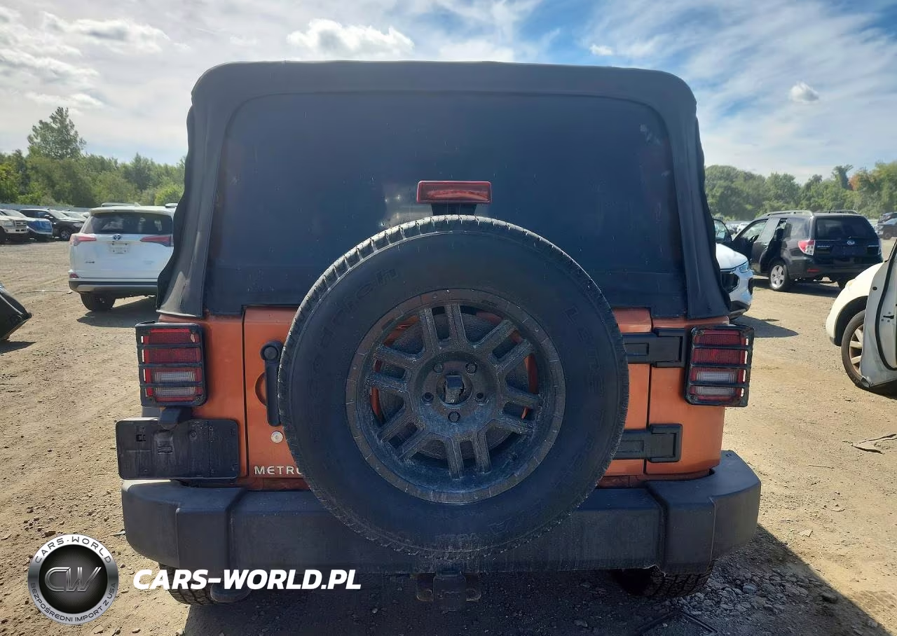 2011 Jeep Wrangler Unlimited Sport VIN:1J4BA3H11BL590046 - 6