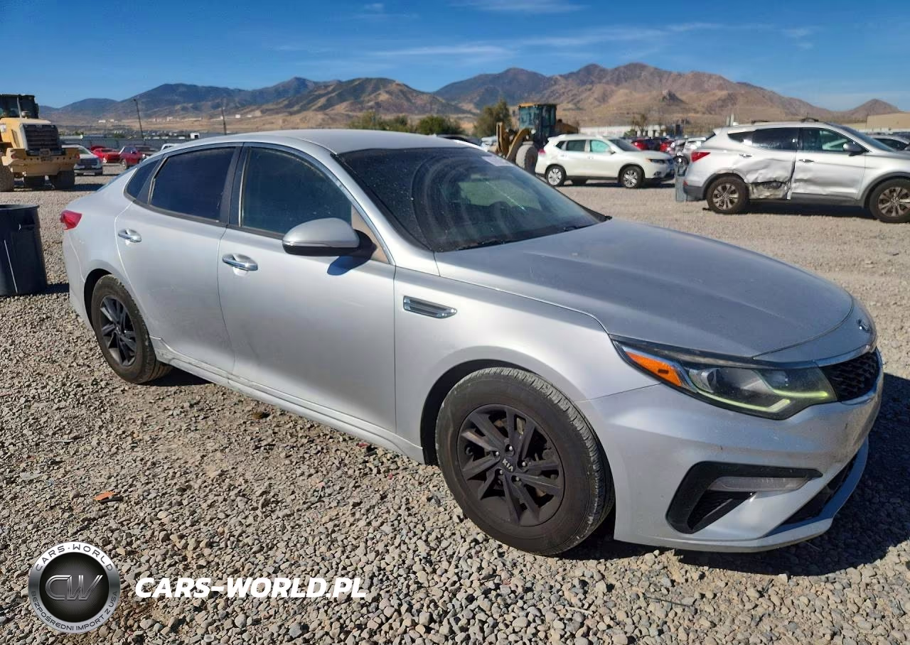 2019 Kia Optima Lx VIN:5XXGT4L39KG343118 - 4