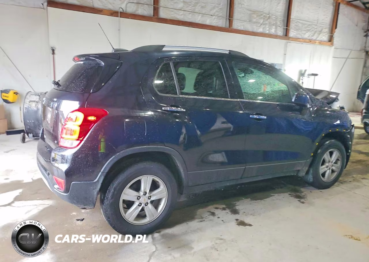 2020 Chevrolet Trax 1Lt VIN:KL7CJPSB2LB074690 - 3
