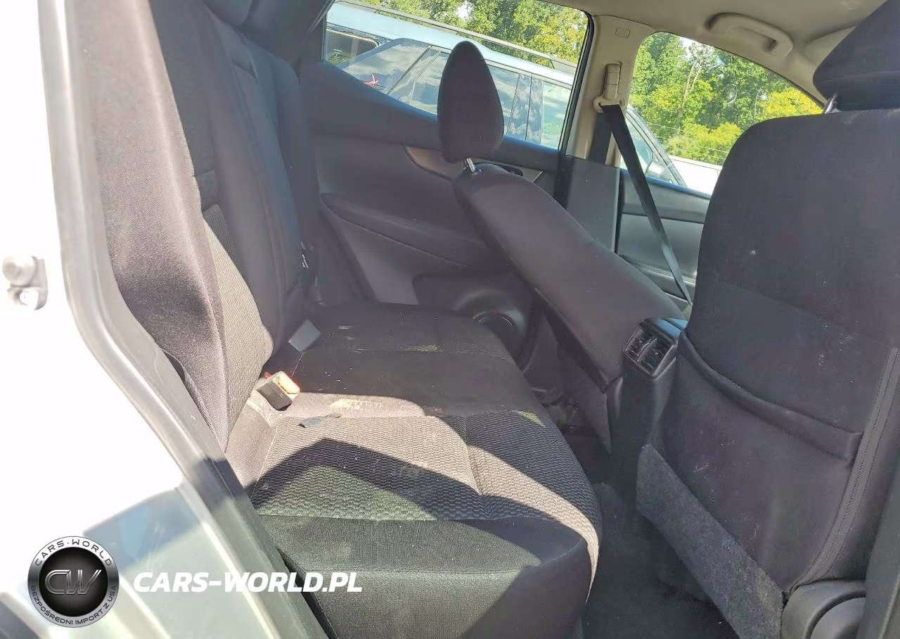 2019 Nissan Rogue Sport S VIN:JN1BJ1CR8KW344748 - 10