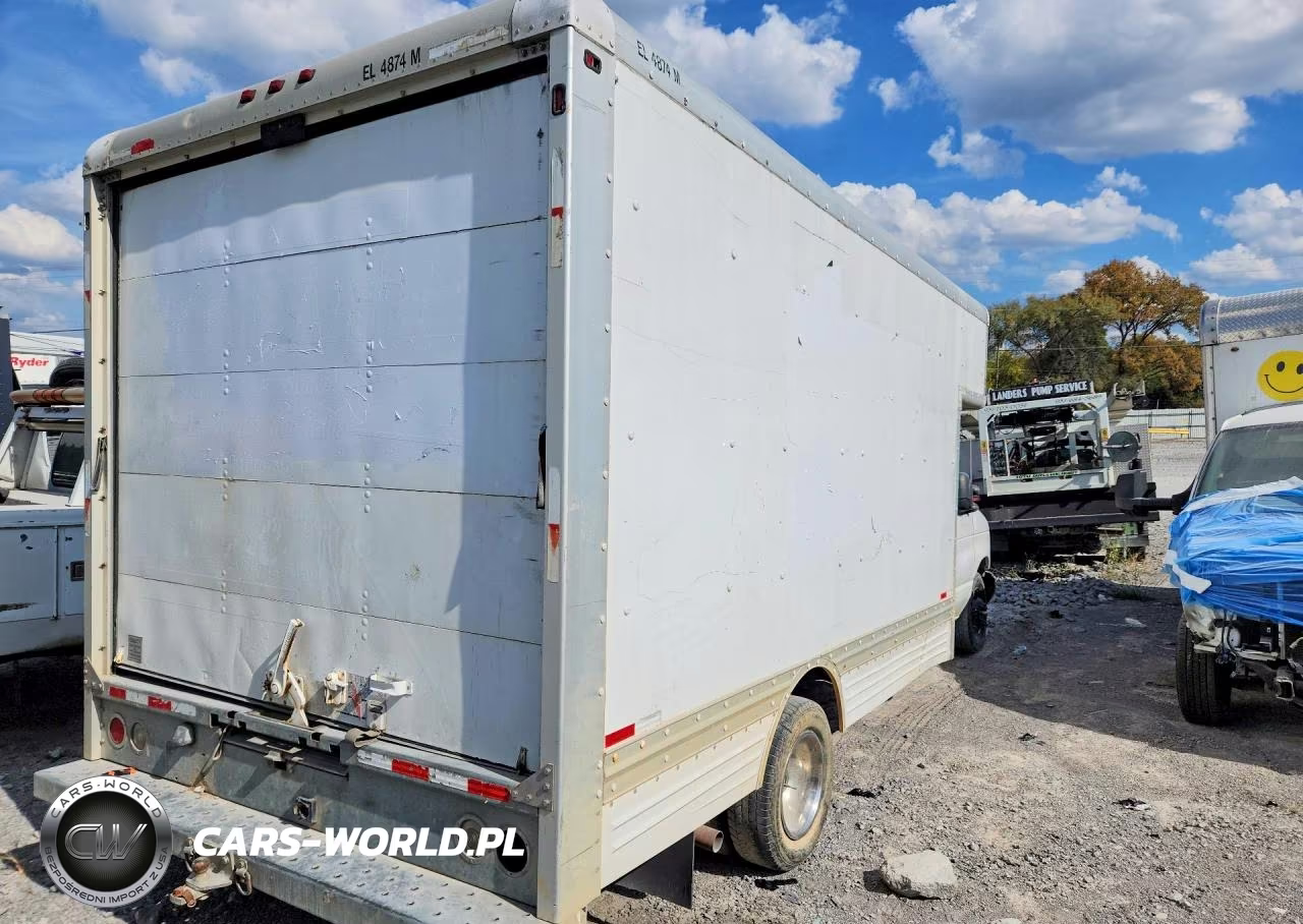 2007 Ford E450 Box Truck VIN:1FDXE45S47DA16928 - 3
