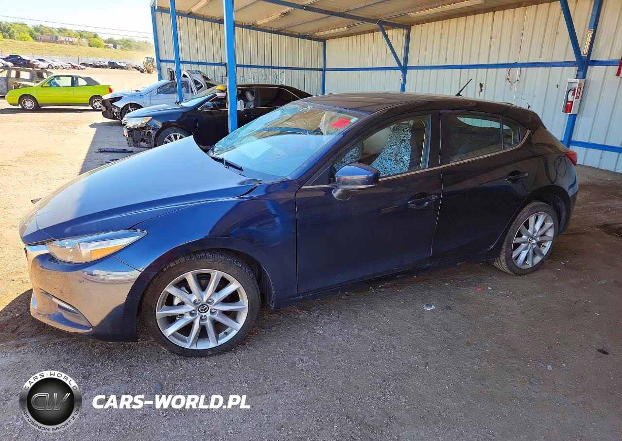 2017 Mazda 3 Touring – zdjęcie 1 z 12