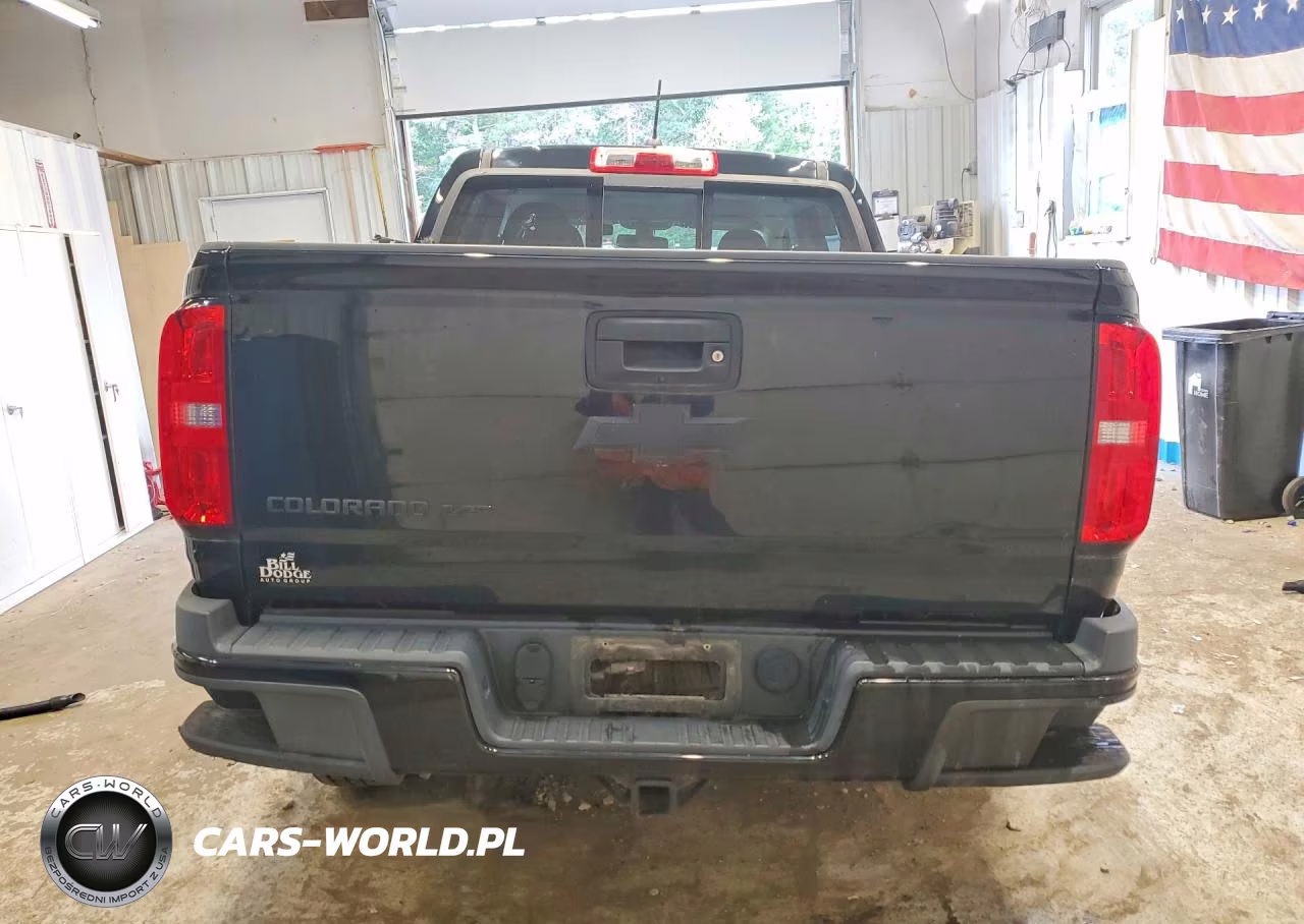 2017 Chevrolet Colorado Z71 VIN:1GCGTDEN8H1140952 - 6