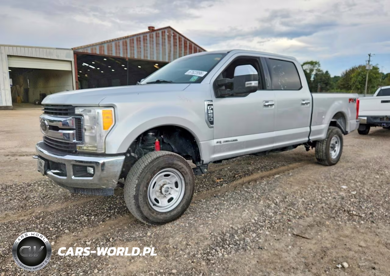 2017 Ford F250 Super Duty VIN:1FT7W2BT5HEF30527 - 1