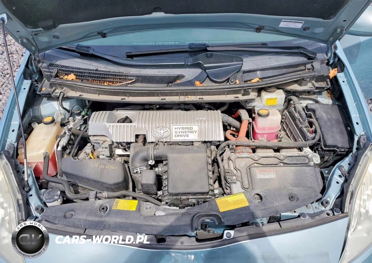 2013 Toyota Prius Two VIN:JTDKN3DU5D5637936 - 11