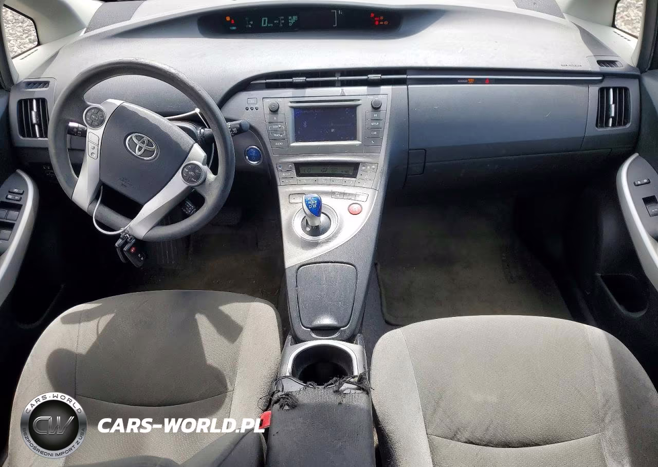 2013 Toyota Prius Two VIN:JTDKN3DU5D5637936 - 8