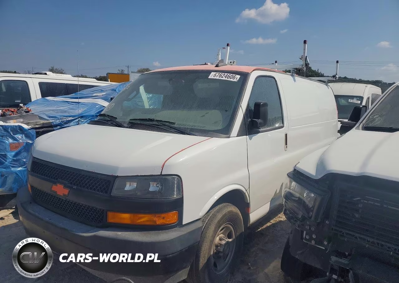 2020 Chevrolet Express G2500 Cargo VIN:1GCWGAFP6L1276844 - 1