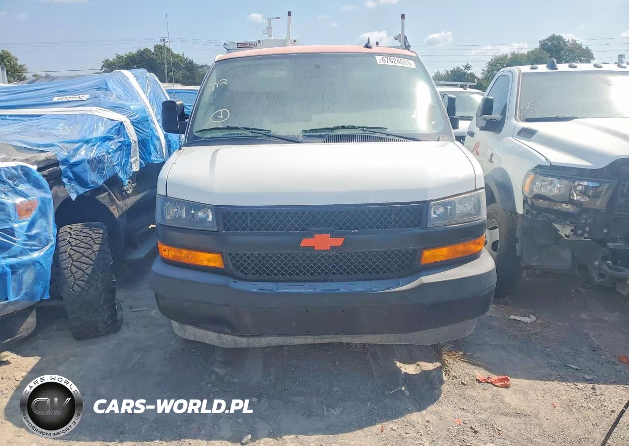 2020 Chevrolet Express G2500 Cargo VIN:1GCWGAFP6L1276844 - 5