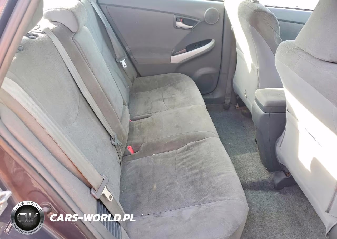 2011 Toyota Prius Three VIN:JTDKN3DU3B0265927 - 10