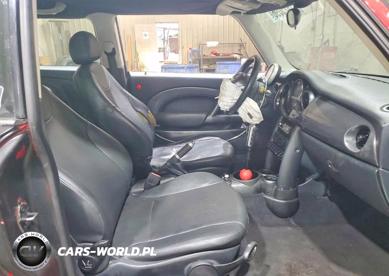 2006 Mini Cooper VIN:WMWRC33586TK66653 - 11