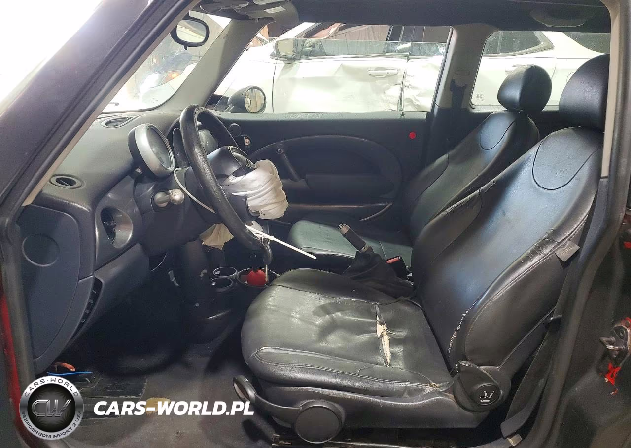 2006 Mini Cooper VIN:WMWRC33586TK66653 - 7