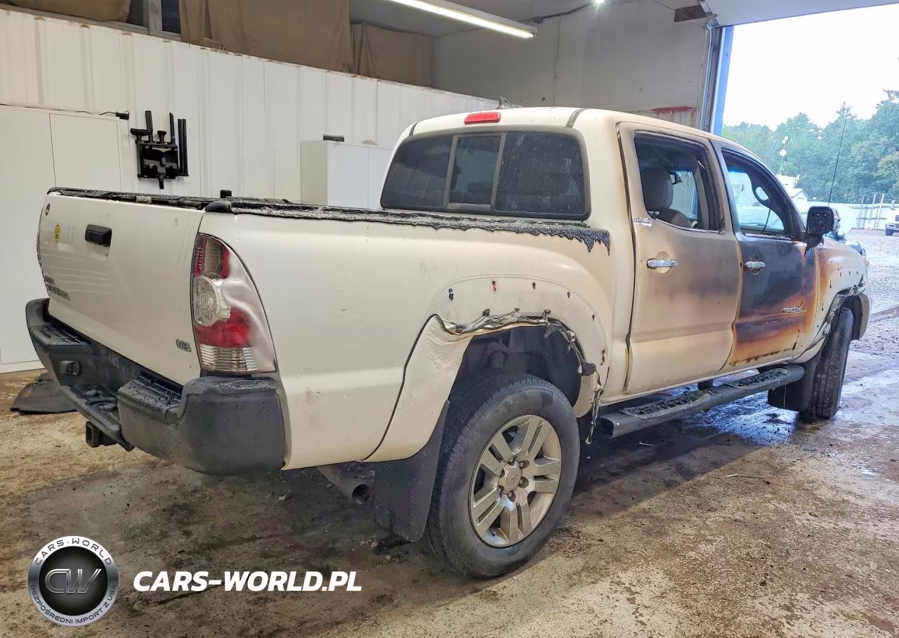 2013 Toyota Tacoma V6 VIN:3TMLU4EN0DM126147 - 3