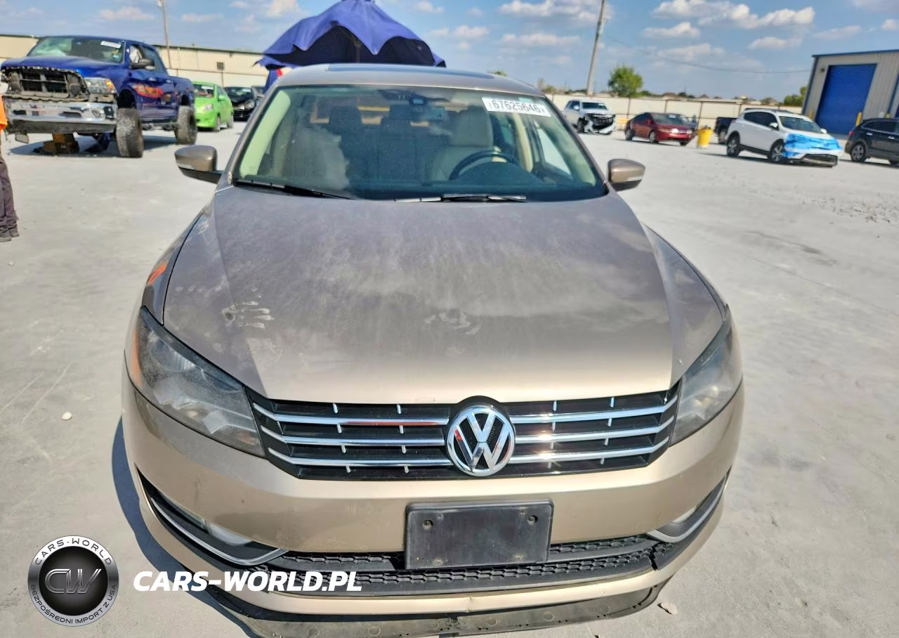 2015 Volkswagen Passat Sel VIN:1VWCS7A39FC023371 - 5