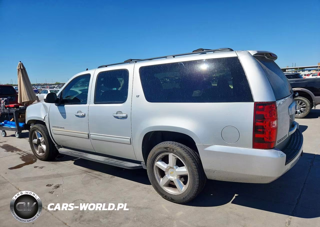 2011 Chevrolet Suburban C1500 Lt VIN:1GNSCJE03BR159244 - 2