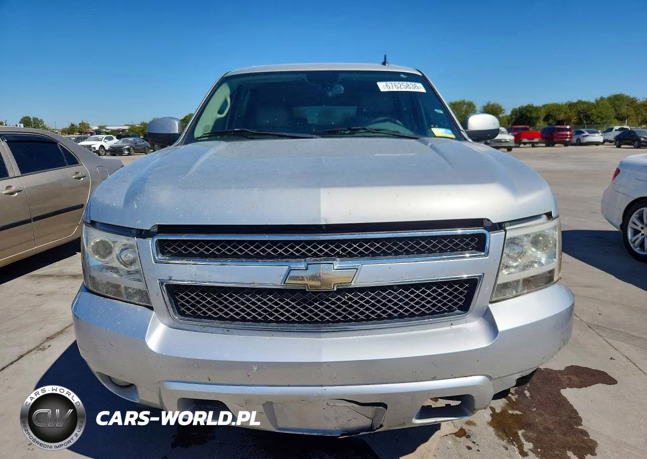 2011 Chevrolet Suburban C1500 Lt VIN:1GNSCJE03BR159244 - 5