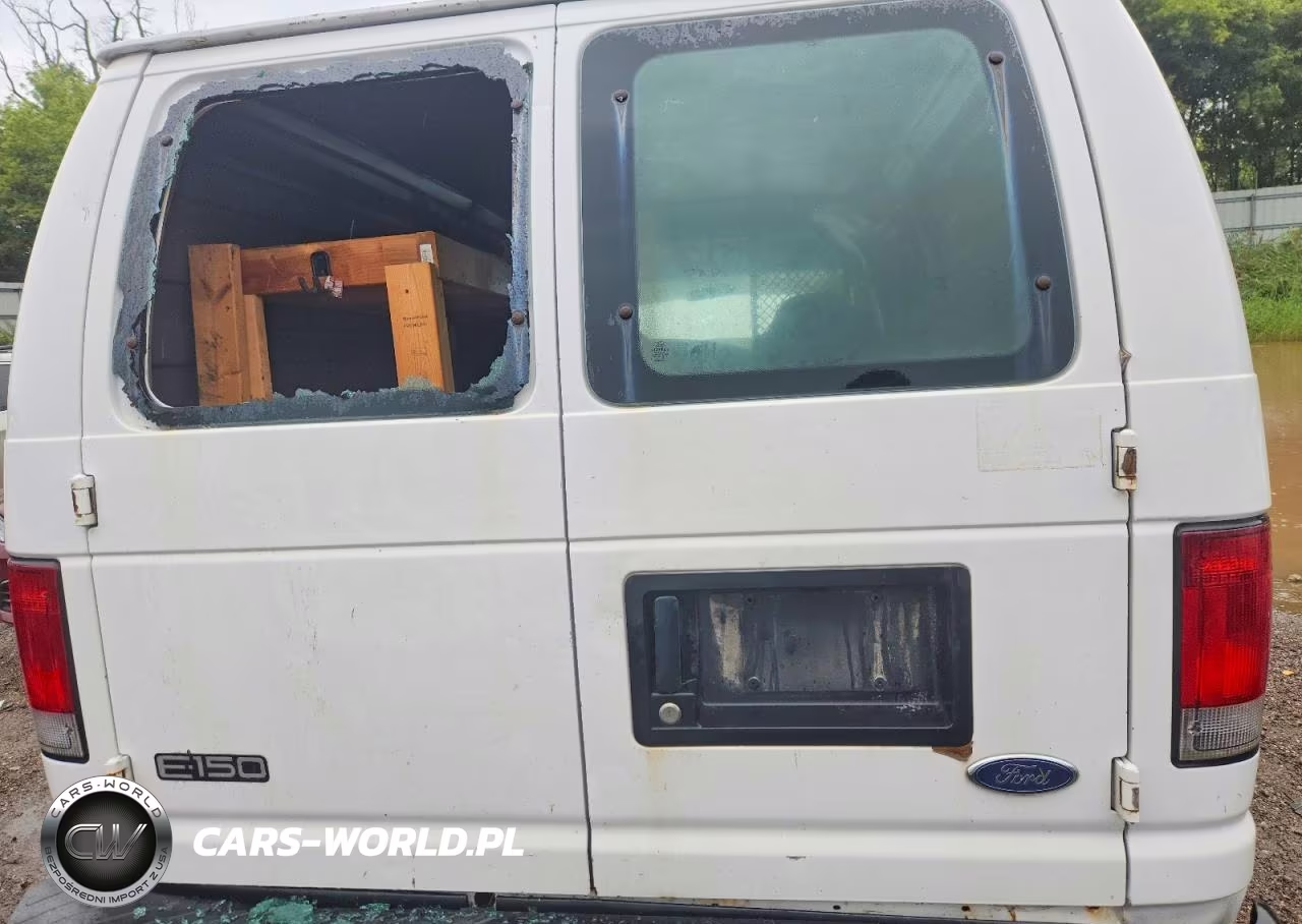 2003 Ford Econoline E150 Van VIN:1FTRE14283HA54243 - 10