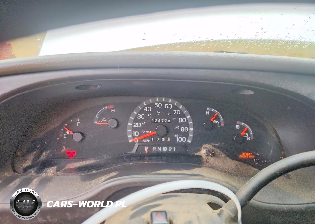 2003 Ford Econoline E150 Van VIN:1FTRE14283HA54243 - 9