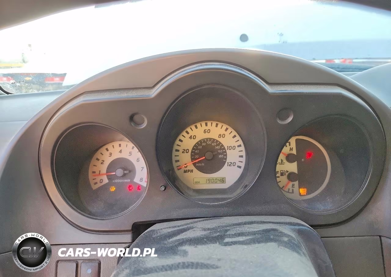 2004 Nissan Xterra Xe VIN:5N1ED28Y64C673004 - 9